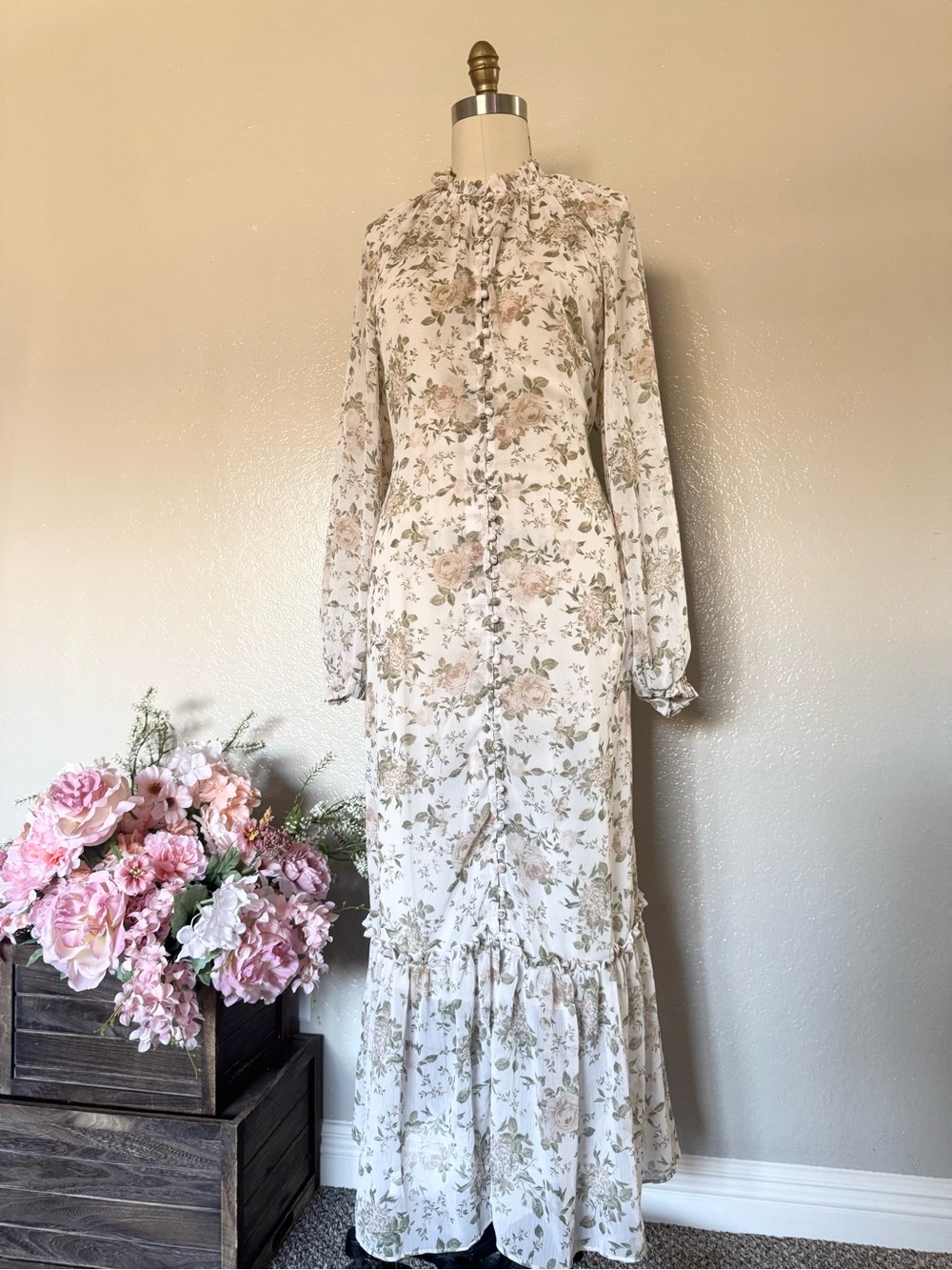 Floral Ruffle Neck Long Sleeve Maxi Dress - Cream Floral
